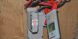 Equipos de medición eléctrica  Desde las centrales de generación hasta la  toma de su casa
