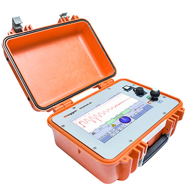 Portable two-channel time domain reflectometer 